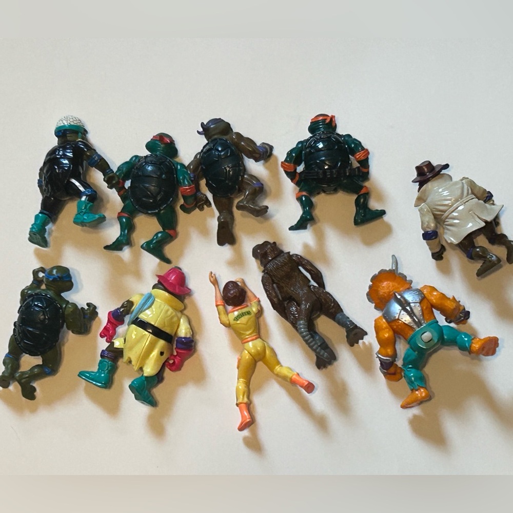 Vintage Lot of 10 TMNT Teenage Mutant Ninja Turtles Action Figures 80s and 90s - Picture 6 of 8